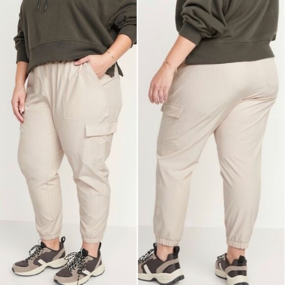 Old Navy Ivory Extra High Waisted StretchTech Cargo Jogger Pants Plussize 3X - Picture 1 of 13
